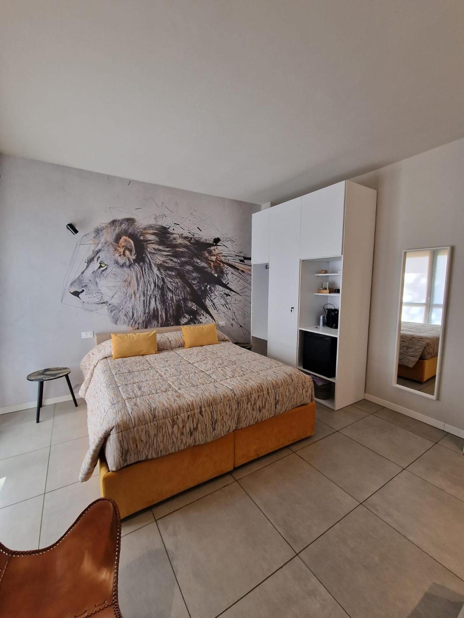 Nyx Lilura Foresteria Lombarda Bed & Breakfast *
